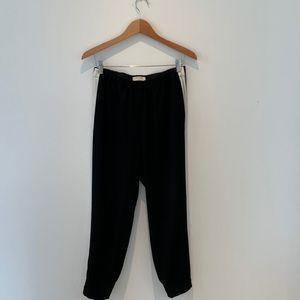 Aritzia Babaton Dexter pant black with white stripe